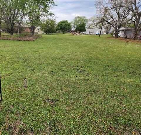 122 N Hillside Drive, Elgin, OK 73006