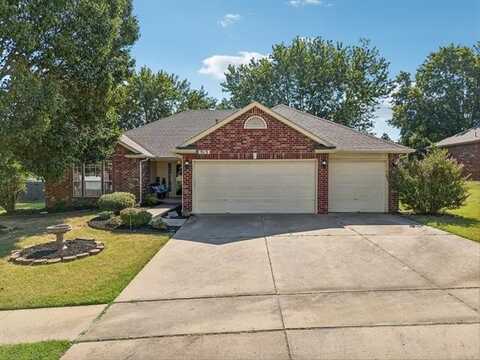 513 S 64th Street, Broken Arrow, OK 74014