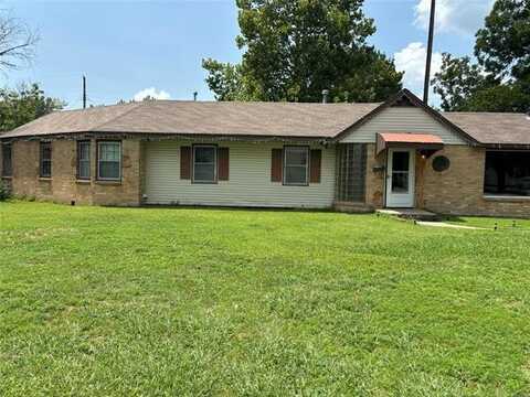 1011 B. Street, Miami, OK 74354