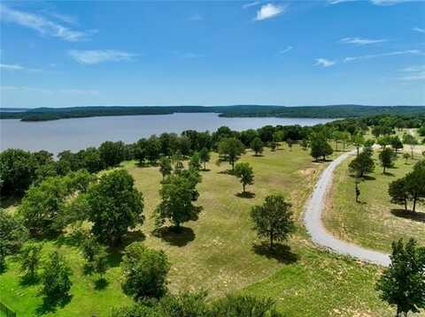 4 Kathy Lane, Eufaula, OK 74432