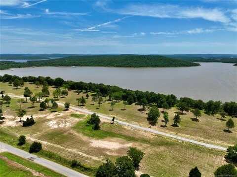 21 Kathy Lane, Eufaula, OK 74432