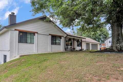 1207 Garner Avenue, Tahlequah, OK 74464