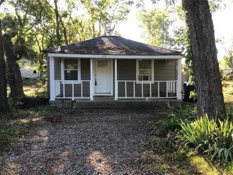 604 S Maryland Avenue, Claremore, OK 74017