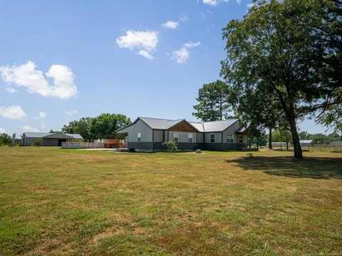 19560 S Prairie Bell Road, Morris, OK 74445