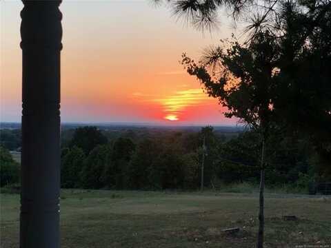 6088 E 560 Road, Locust Grove, OK 74352