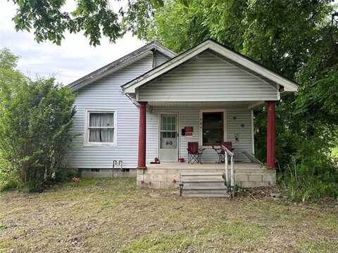 701 W 9th Street, Okmulgee, OK 74447