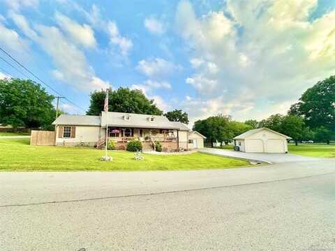 809 N K Street, Quinton, OK 74561