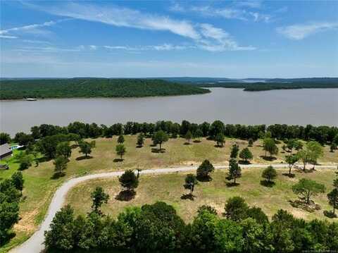 9 Kathy Lane, Eufaula, OK 74432