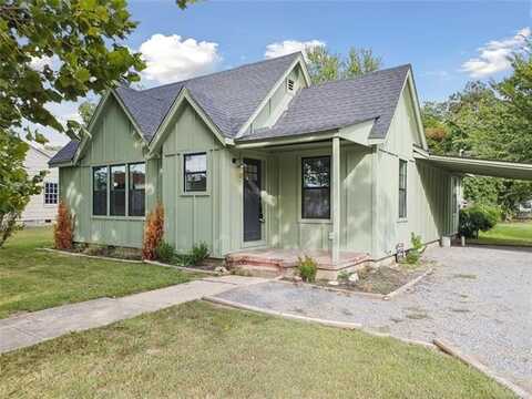 117 S Vann Street, Pryor, OK 74361