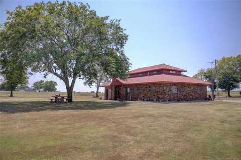 9449 S 74th Street W, Oktaha, OK 74450