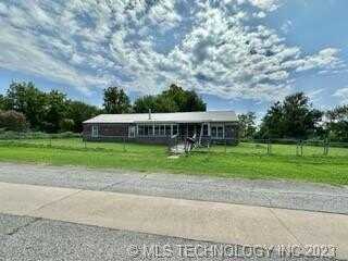 112 Booker T Washington, Eufaula, OK 74432