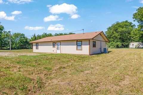 68 Hoover Road, Durant, OK 74701