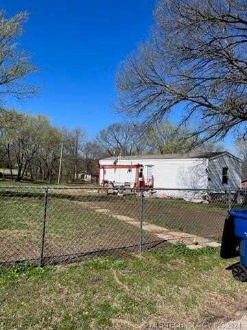 223 S Osage Avenue, Hominy, OK 74003