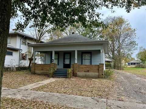 804 N Alabama Avenue, Okmulgee, OK 74447