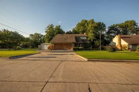 2400 Woodleaf, Ardmore, OK 73401