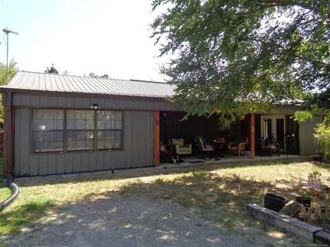 326 Scroggins Road, Eufaula, OK 74432