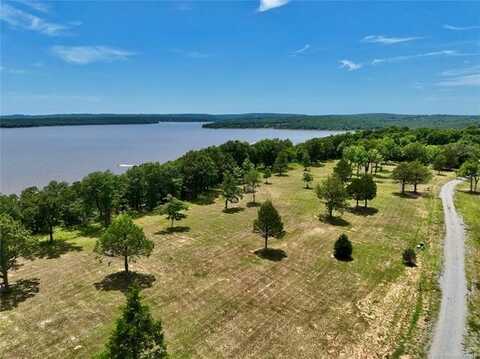 27 Kathy Lane, Eufaula, OK 74432