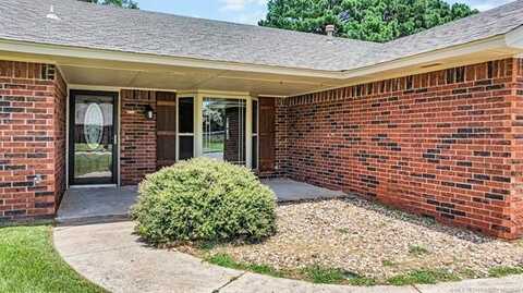 3129 Woodside Road, Ardmore, OK 73401