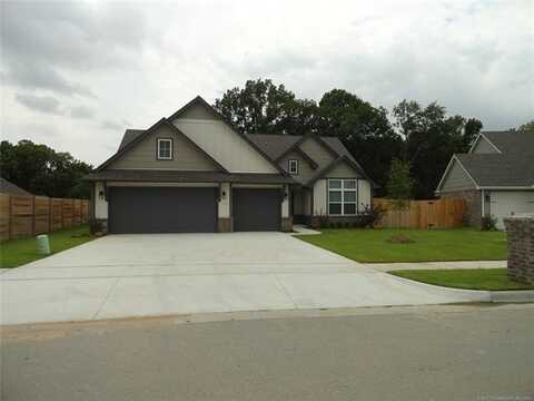 3024 S 6th Place, Broken Arrow, OK 74011