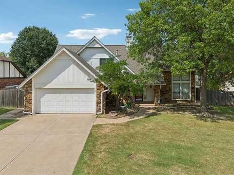 6807 E 78th Court, Tulsa, OK 74133