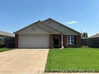 619 S Creek Street, Skiatook, OK 74070