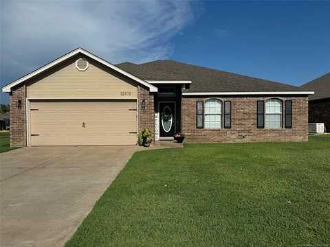 12979 N 130th Avenue E, Collinsville, OK 74021