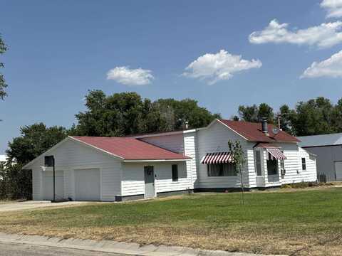 516 W B Street, Valentine, NE 69201