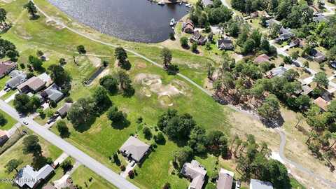 814 Pelican Drive, New Bern, NC 28560