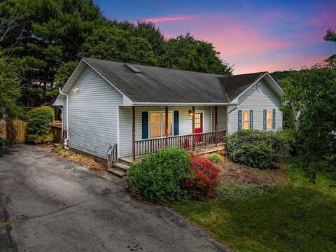 1334 Sandy Circle, Blacksburg, VA 24060