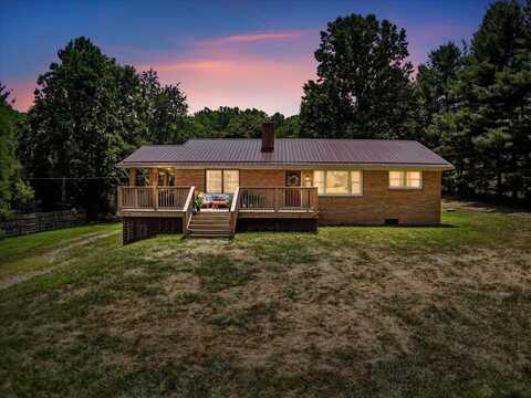 214 OLD STAGE Road, Pembroke, VA 24136