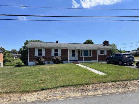 302 French Street, Pearisburg, VA 24134