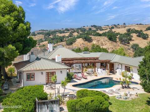 3650 E Oak Trail Road, Santa Ynez, CA 93460