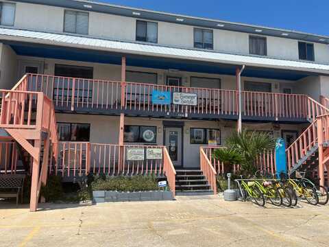 8460 Gulf Boulevard, Navarre, FL 32566