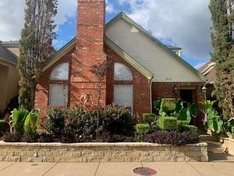 2951 S Bend Drive, Dallas, TX 75229