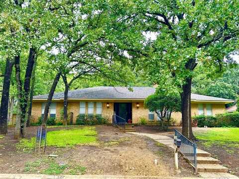 2005 Stonegate Drive, Denton, TX 76205