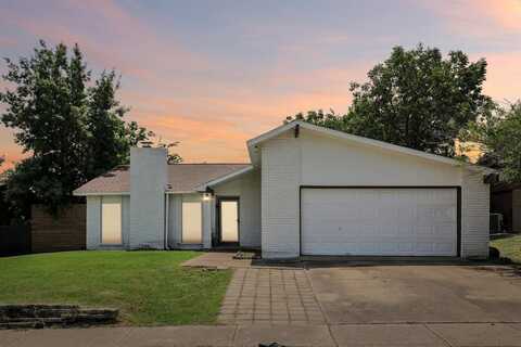 3828 Walnut Drive, Bedford, TX 76021