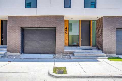 449 W Morphy Street, Fort Worth, TX 76104