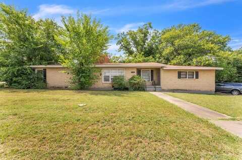 5512 Meadowbrook Drive, Fort Worth, TX 76112