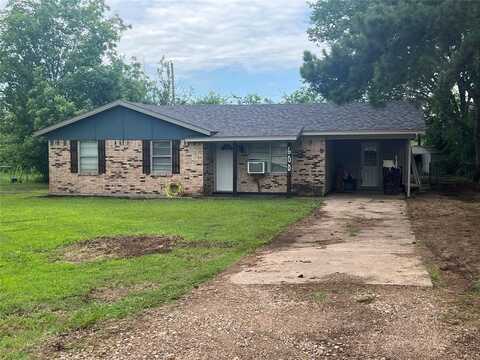 600 Sunset Street, Blossom, TX 75416