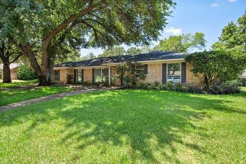 2013 Glenwood Circle, Corsicana, TX 75110