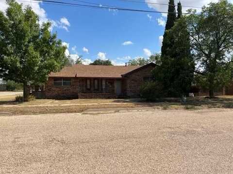 900 27th Street, Snyder, TX 79549