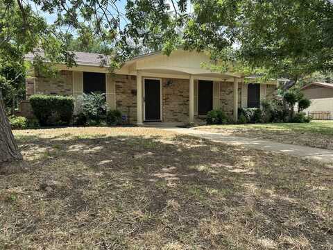 225 Smith Street, Burleson, TX 76028