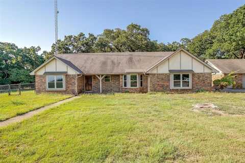 451 Willow Creek Lane, Springtown, TX 76082