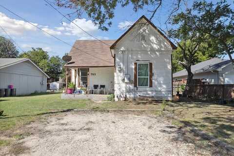 783 Chase Avenue, Cleburne, TX 76031