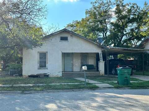 916 S Neches Street, Coleman, TX 76834