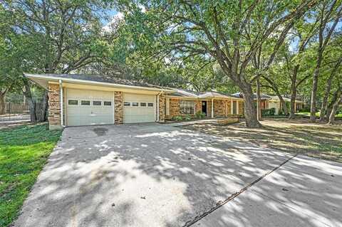 2009 Botts Drive, Arlington, TX 76012