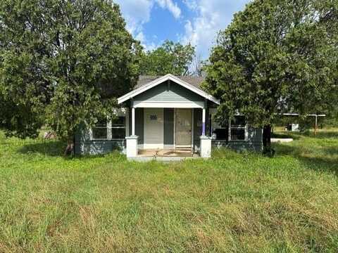 906 S 4th Street, Bangs, TX 76823