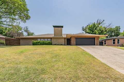 6517 Calmont Avenue, Fort Worth, TX 76116