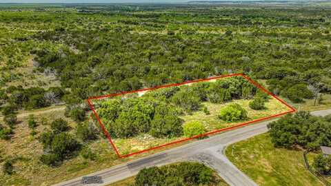 825 Spyglass Drive, Leakey, TX 76449