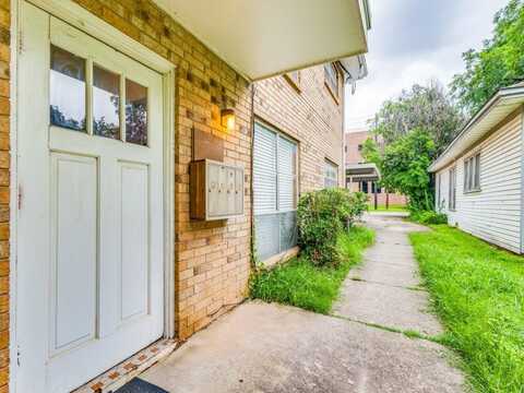 1201 N Austin Street, Denton, TX 76201